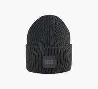 UGG CHUNKYRIBBEANIE in BLACK