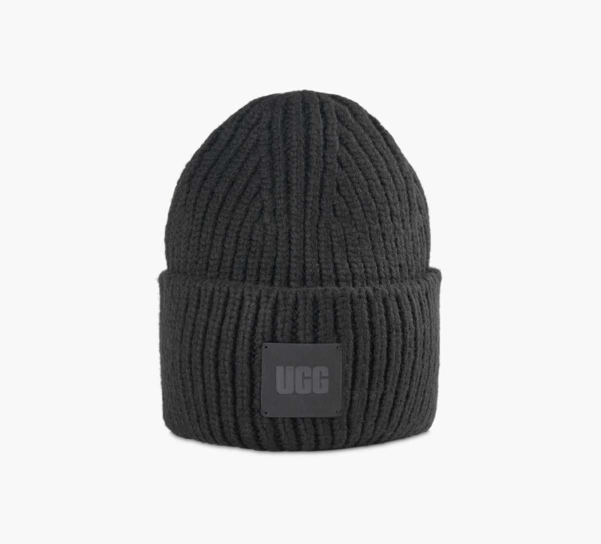 UGG CHUNKYRIBBEANIE in BLACK
