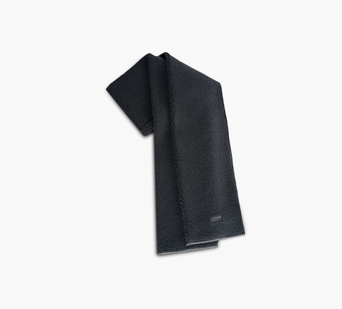 UGG UGGBRAIDSCARF in BLACK view 4