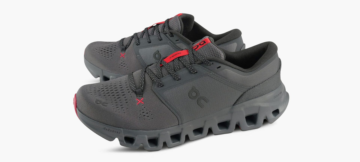 ON CLOUDX5 in GREY view 4