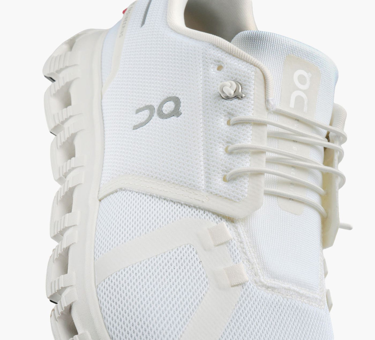 ON CLOUD6LARGE en BLANC vue 1b