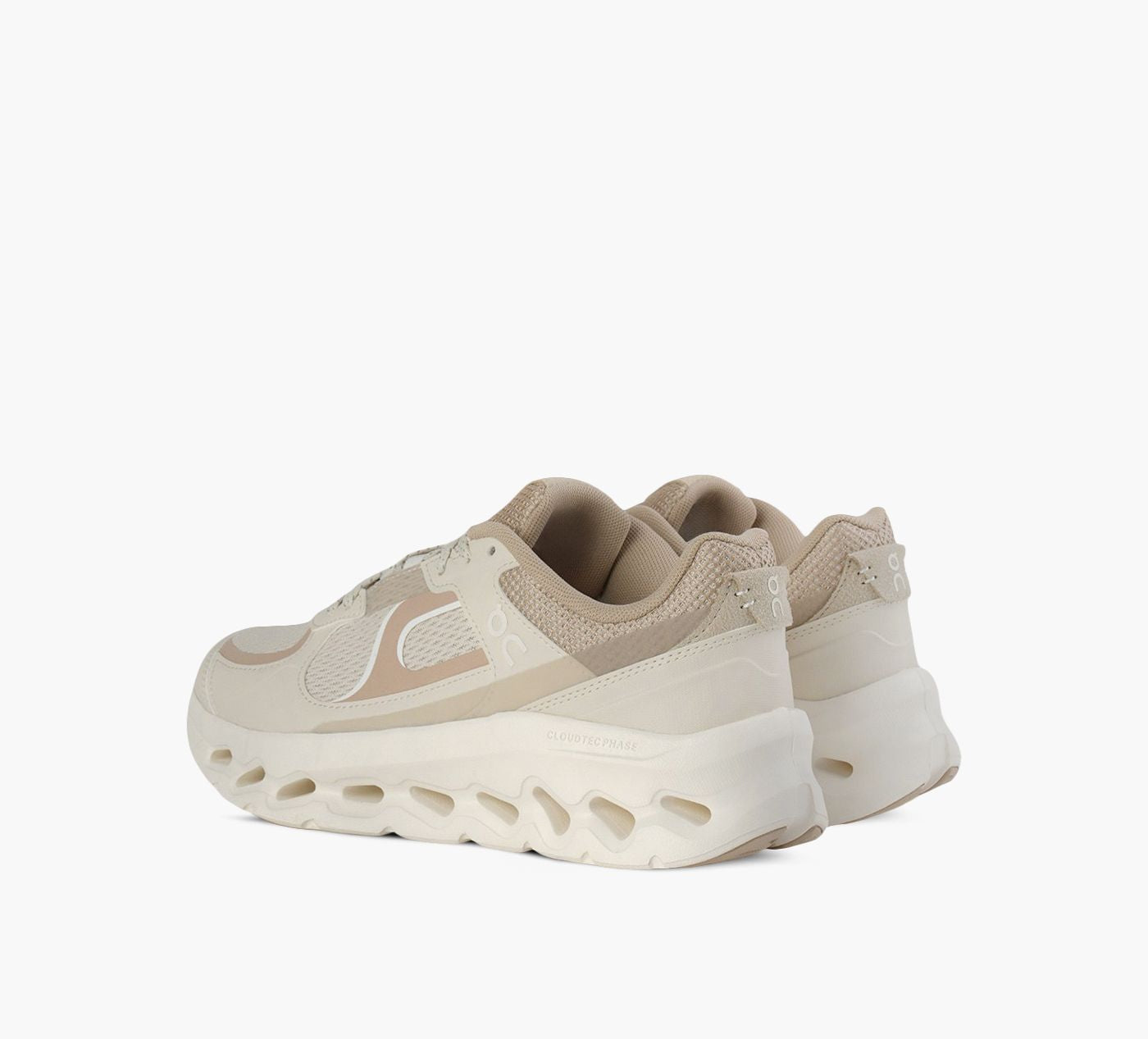 ON CLOUDTILTARC en BEIGE vue 3