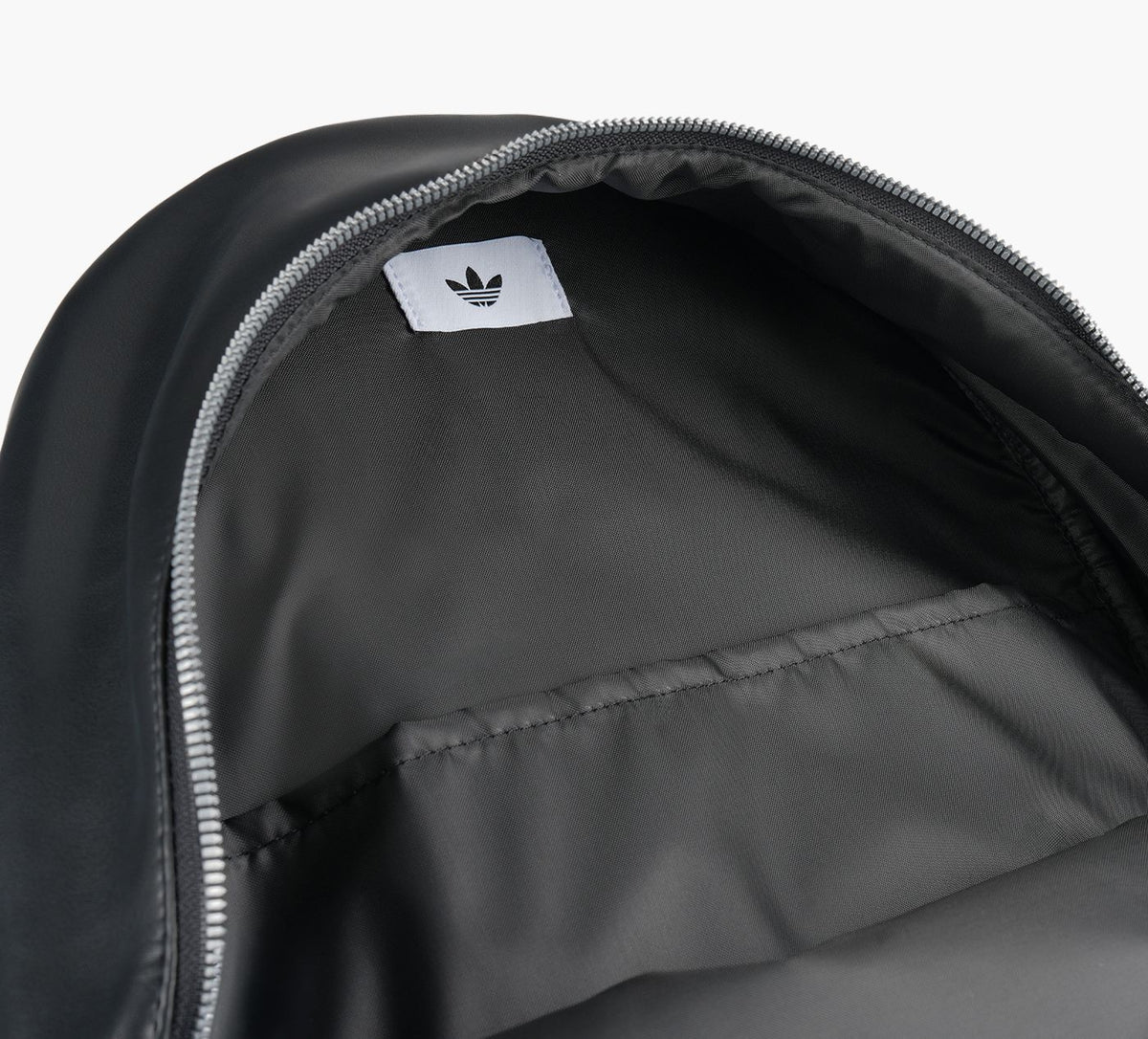 ADIDAS SACDOS en NOIR vue 3