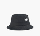 ADIDAS ADICOLORBUCKETHAT in BLACK