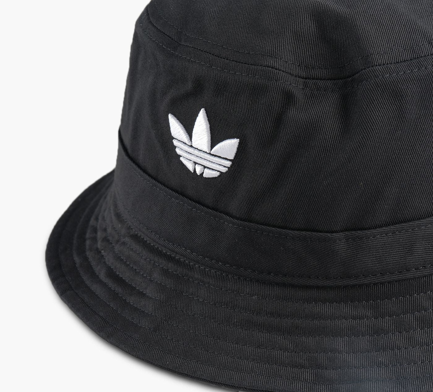ADIDAS ADICOLORBUCKETHAT in BLACK view 3