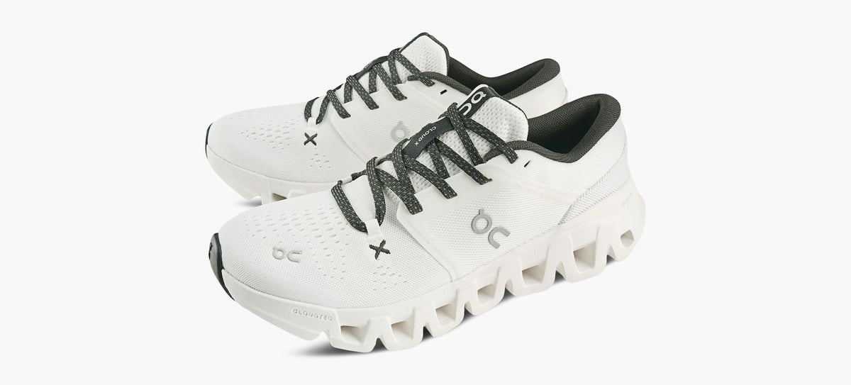 ON CLOUDX5 in WHITE view 4