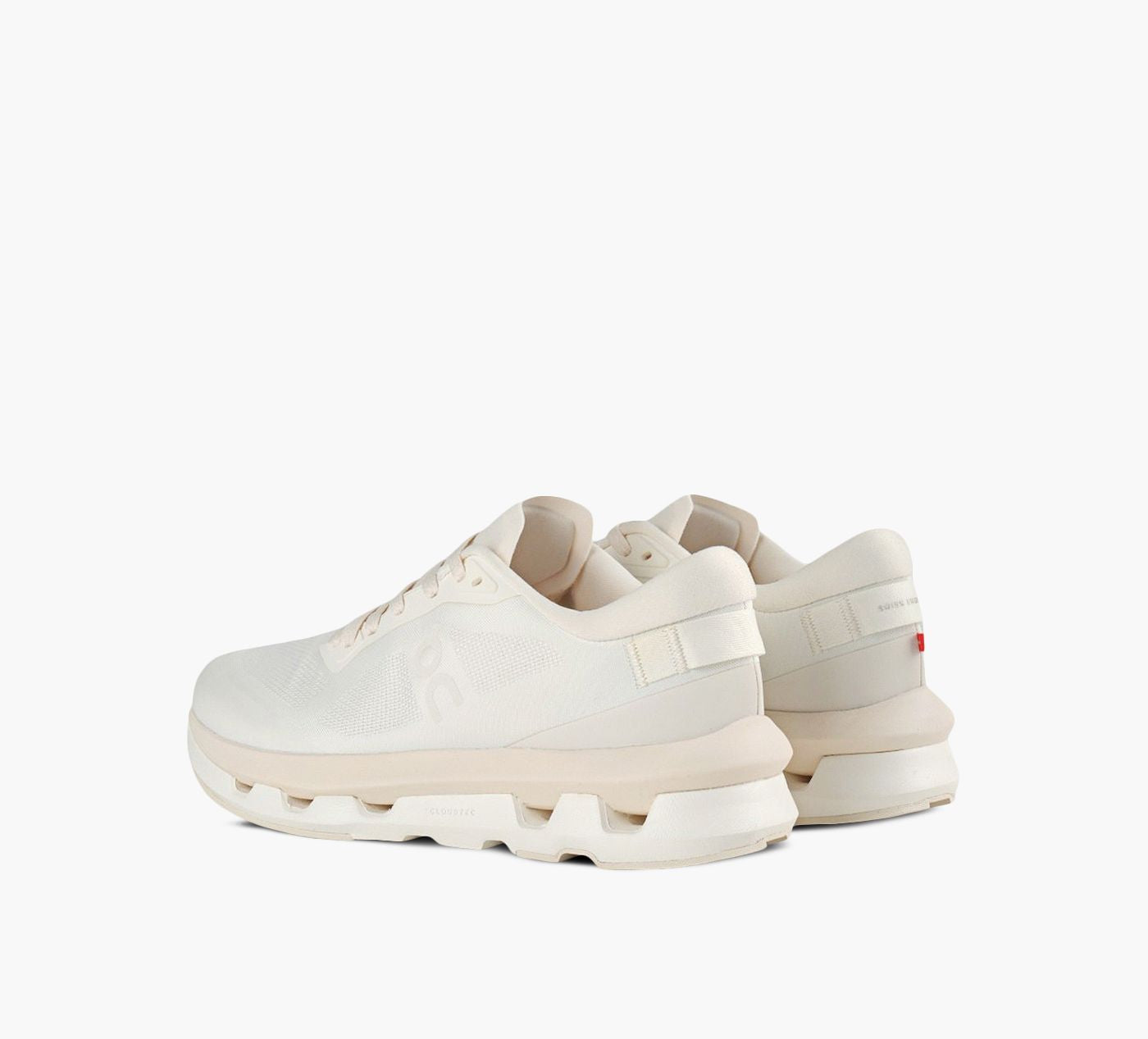 ON CLOUDZONE en BEIGE vue 3