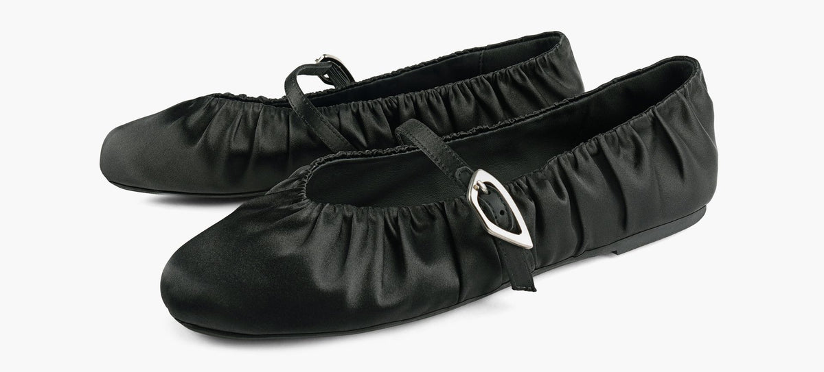 B2 CHELSEA in BLACK view 4