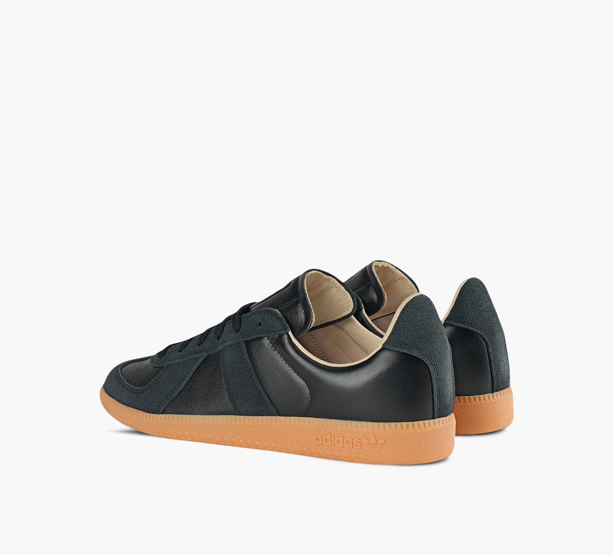 ADIDAS BASKETBWARMY en NOIR vue 3