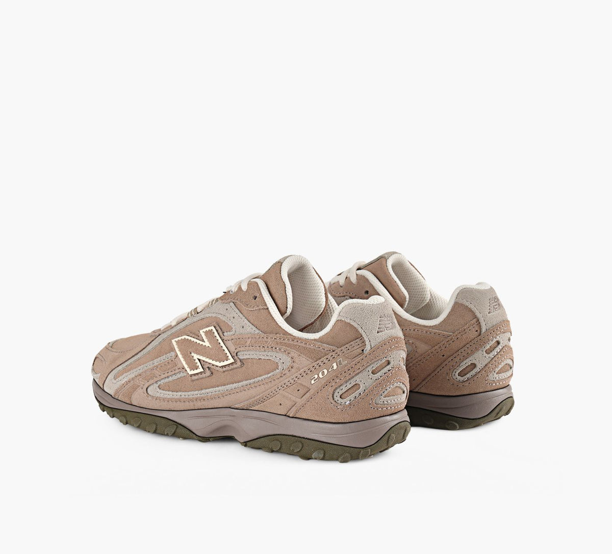 NEW BALANCE 204L in TAUPE view 3