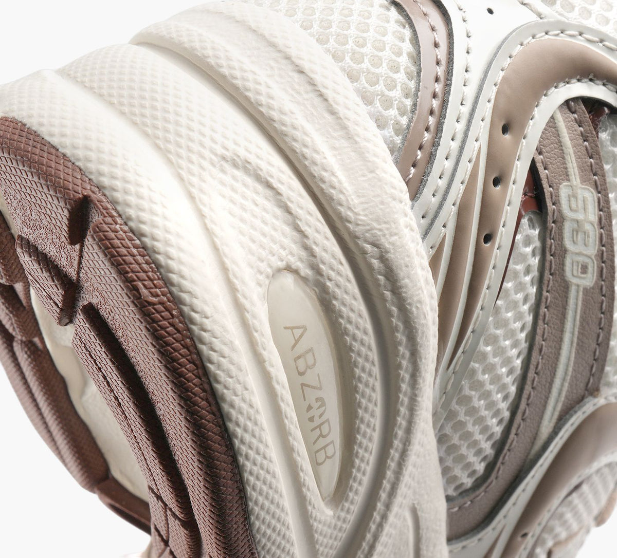 NEW BALANCE 530 in BEIGE view 1b