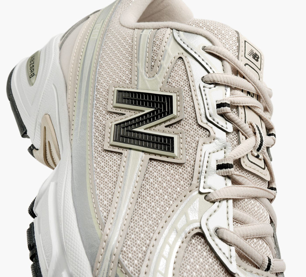 NEW BALANCE 740 in TAUPE view 1b
