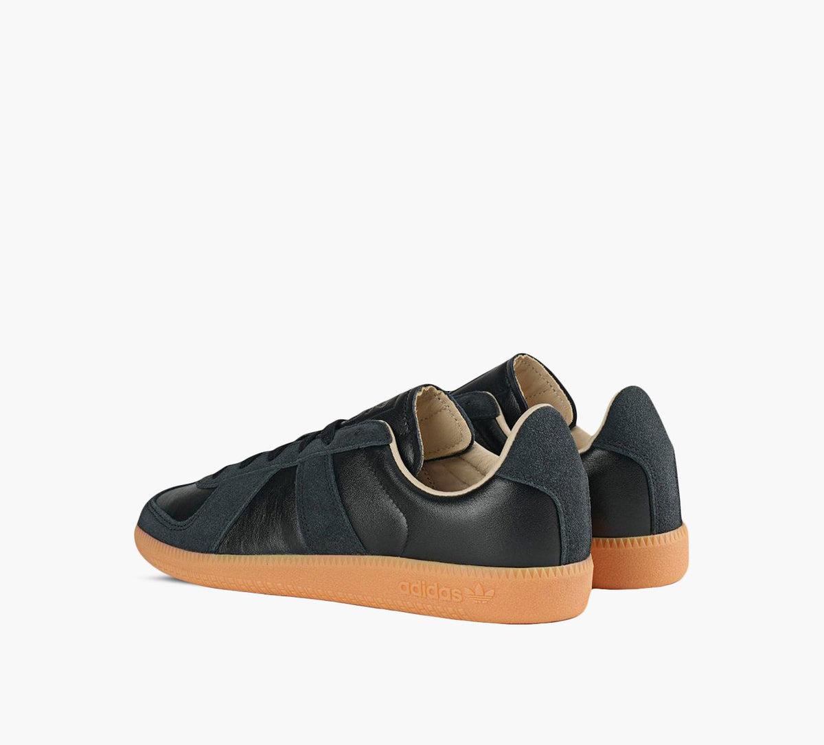 ADIDAS BASKETBWARMY en NOIR vue 3