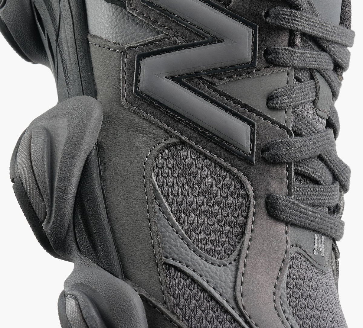 NEW BALANCE 9060 en GRIS vue 1b