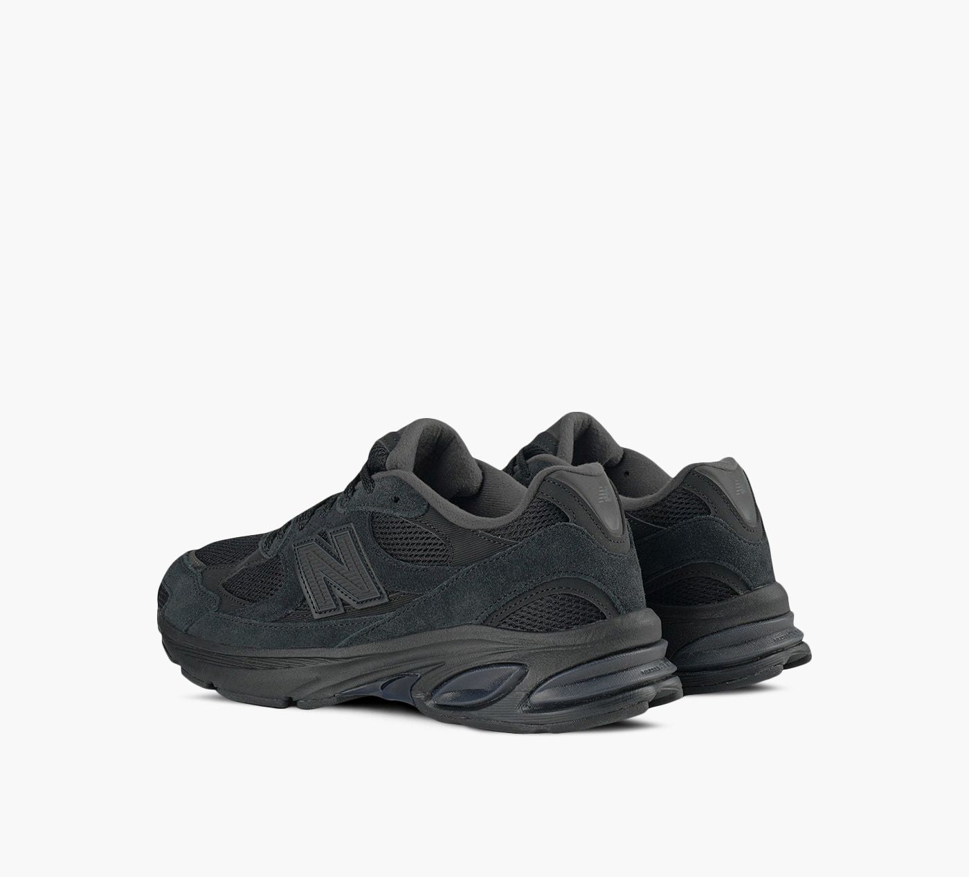 NEW BALANCE U2010V1 in BLACK view 3