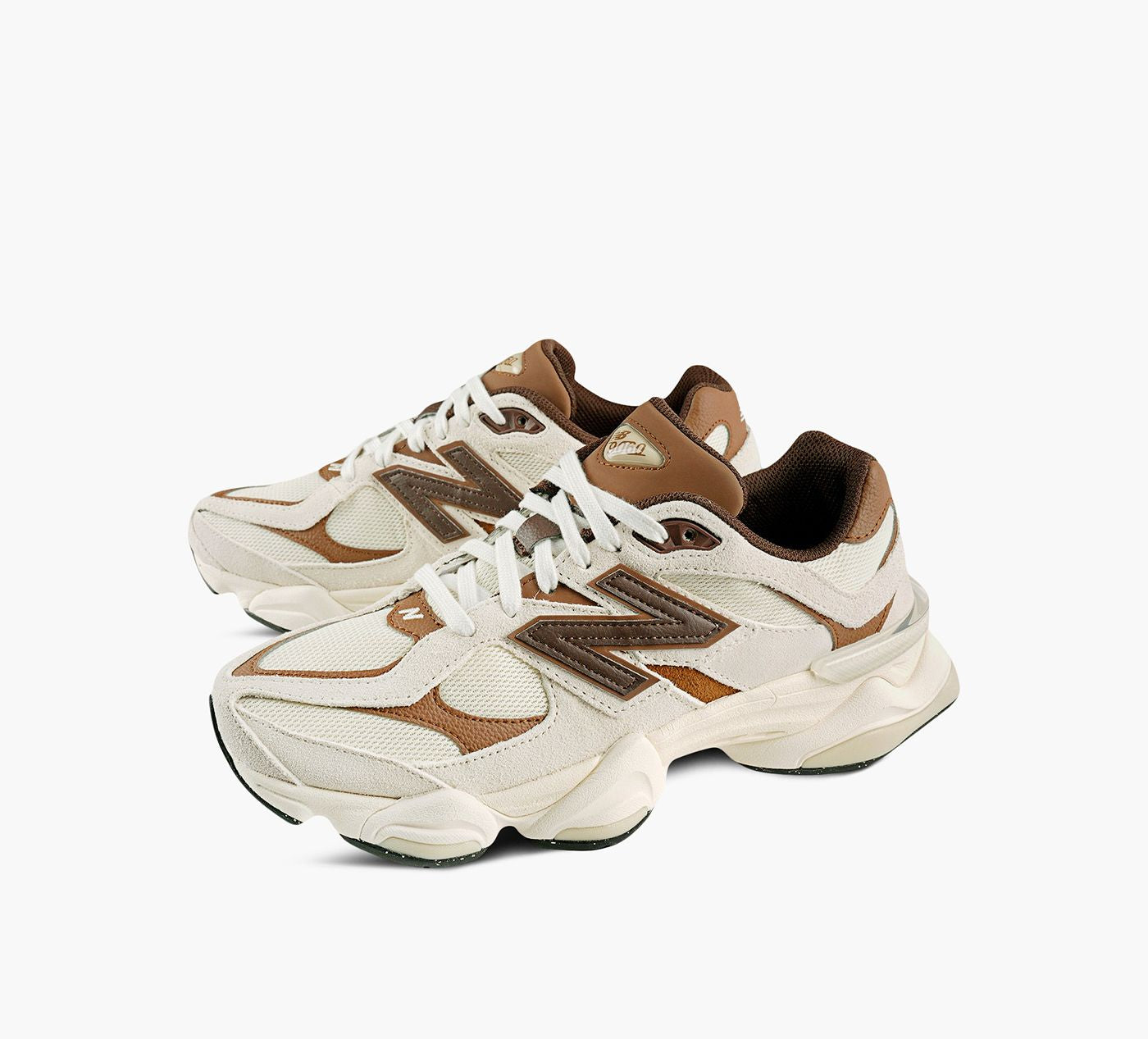 NEW BALANCE 9060 en BEIGE vue 4