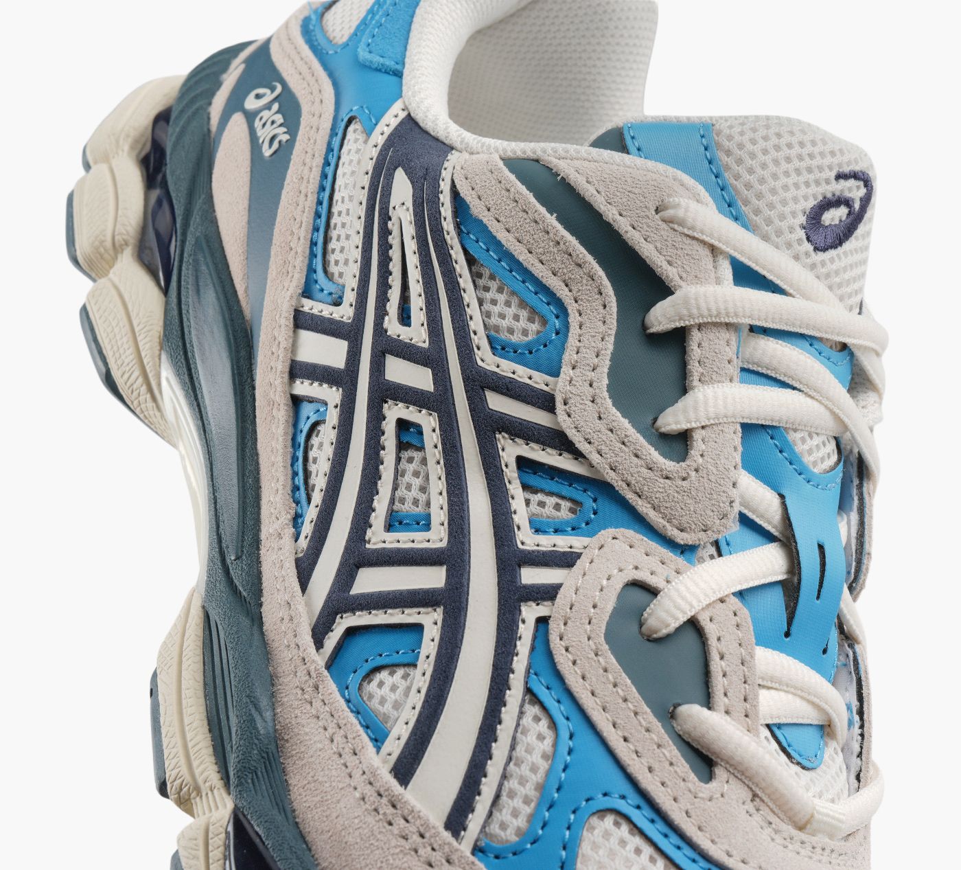 ASICS GELNYC in BEIGE view 1b