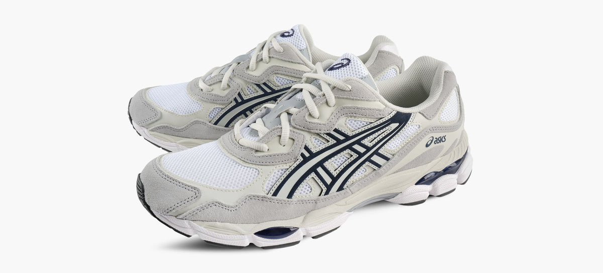 ASICS GELNYC en BLANC vue 4