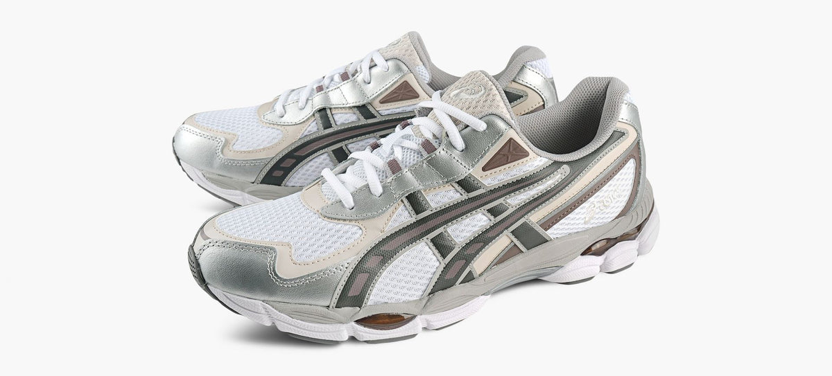 ASICS GELNYC2055 in WHITE view 4
