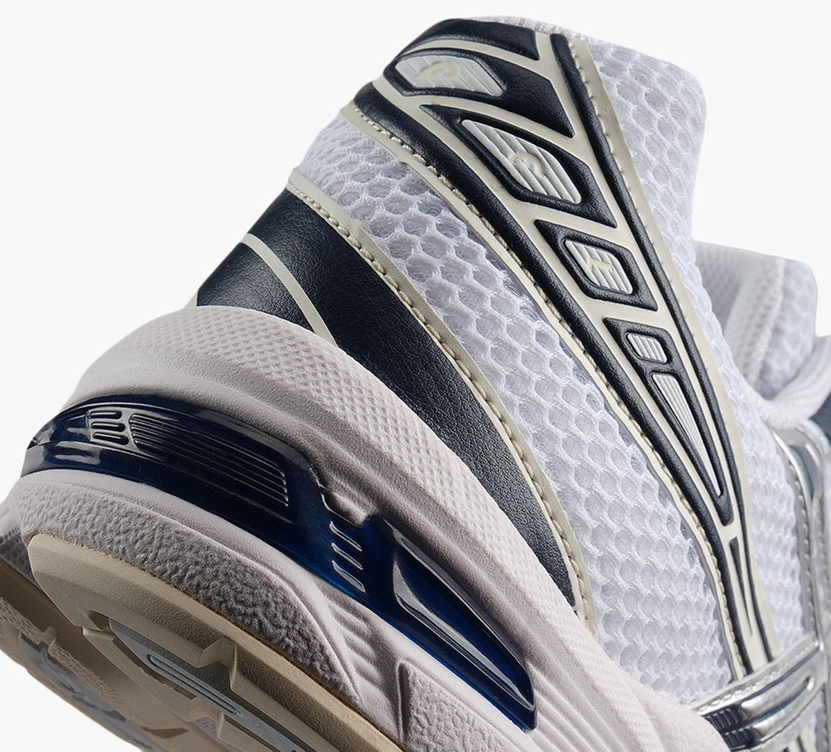 ASICS GEL1130 in WHITE view 7