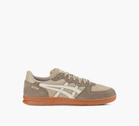 ASICS SKYHANDOG in BROWN