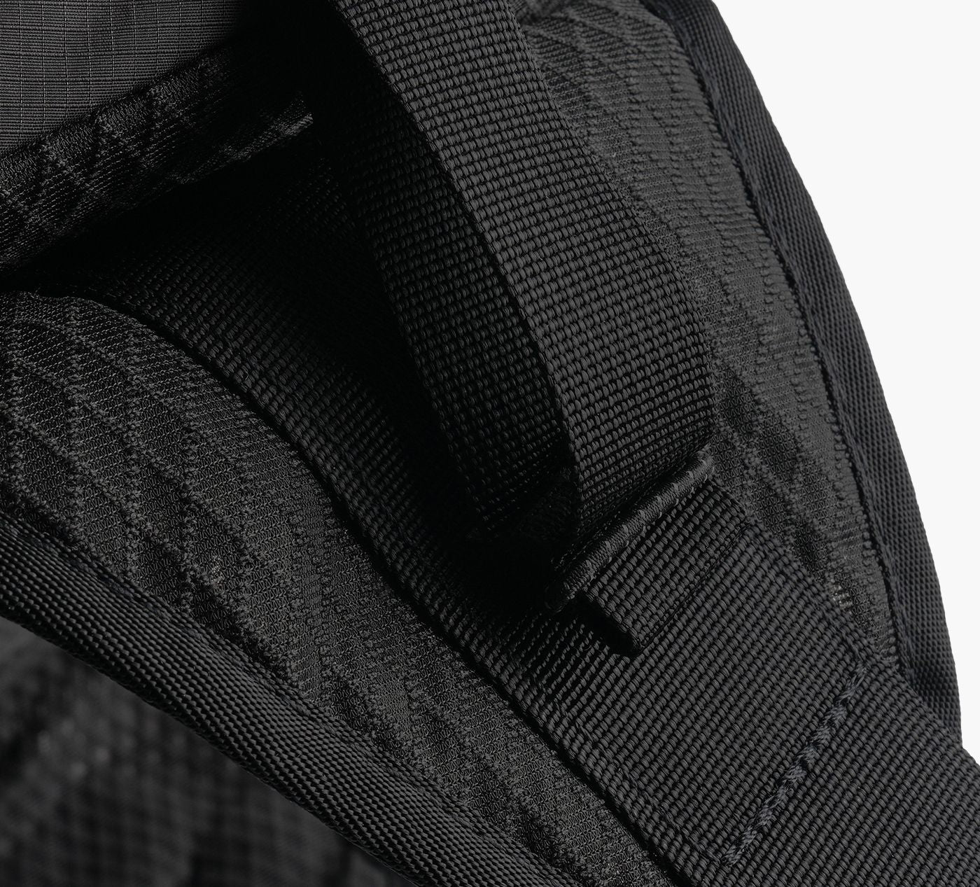 ON SLINGPACK9L in BLACK view 1a