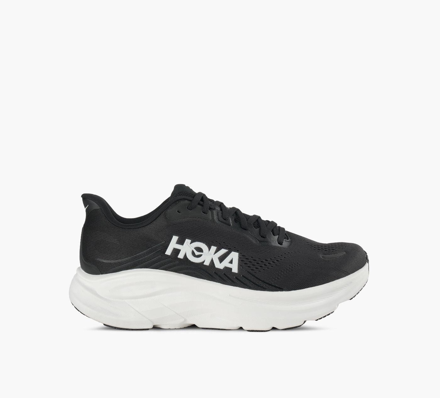 HOKA CLIFTON11 en NOIR