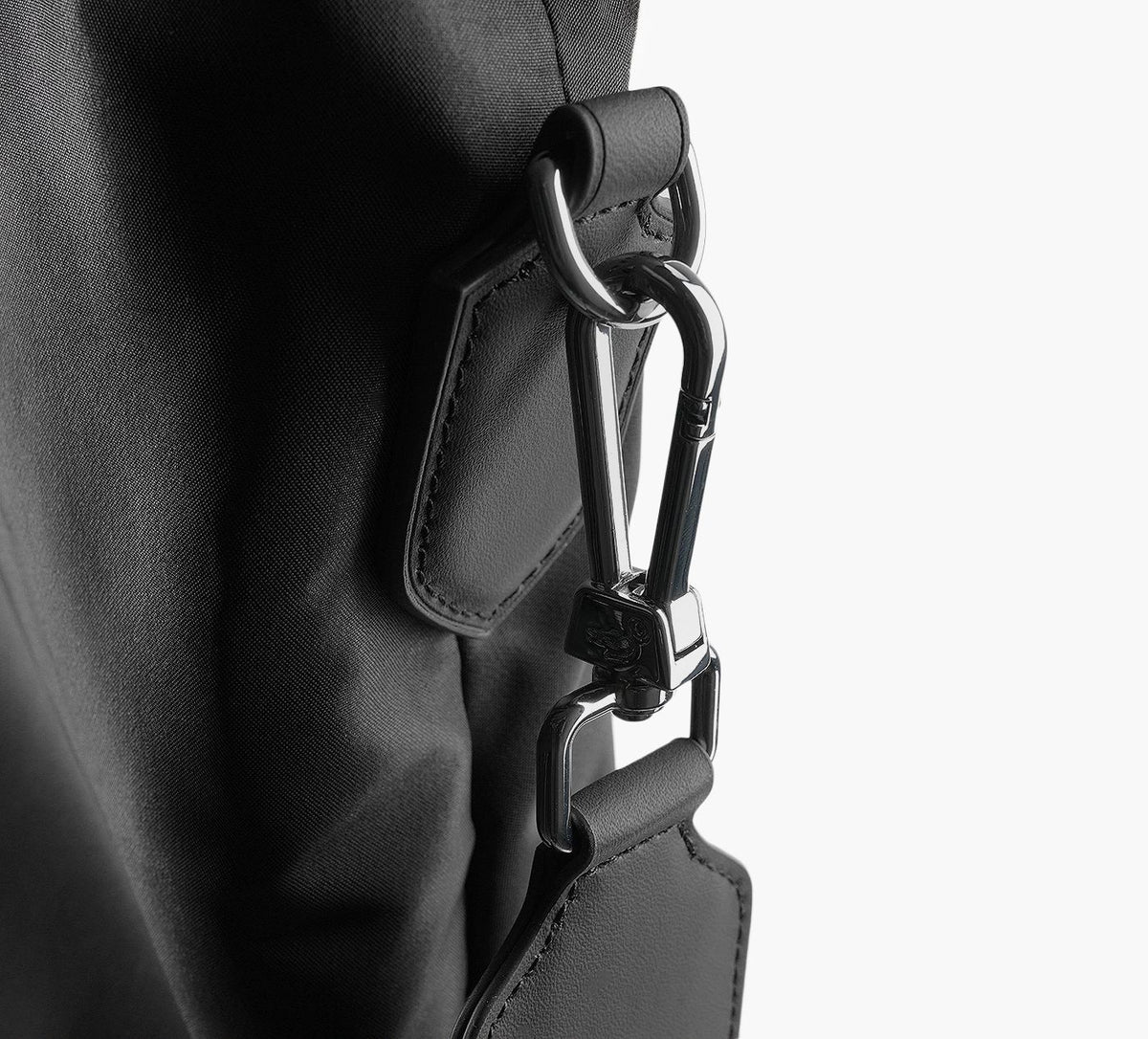 LACOSTE WEEKENDER in BLACK view 4