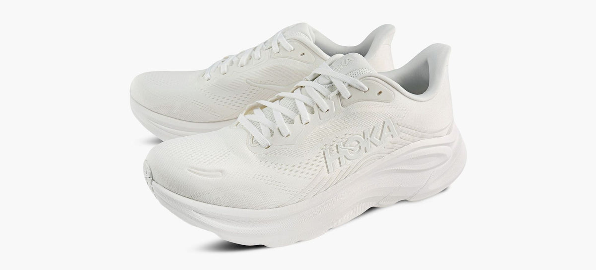 HOKA CLIFTON11 en BLANC vue 4