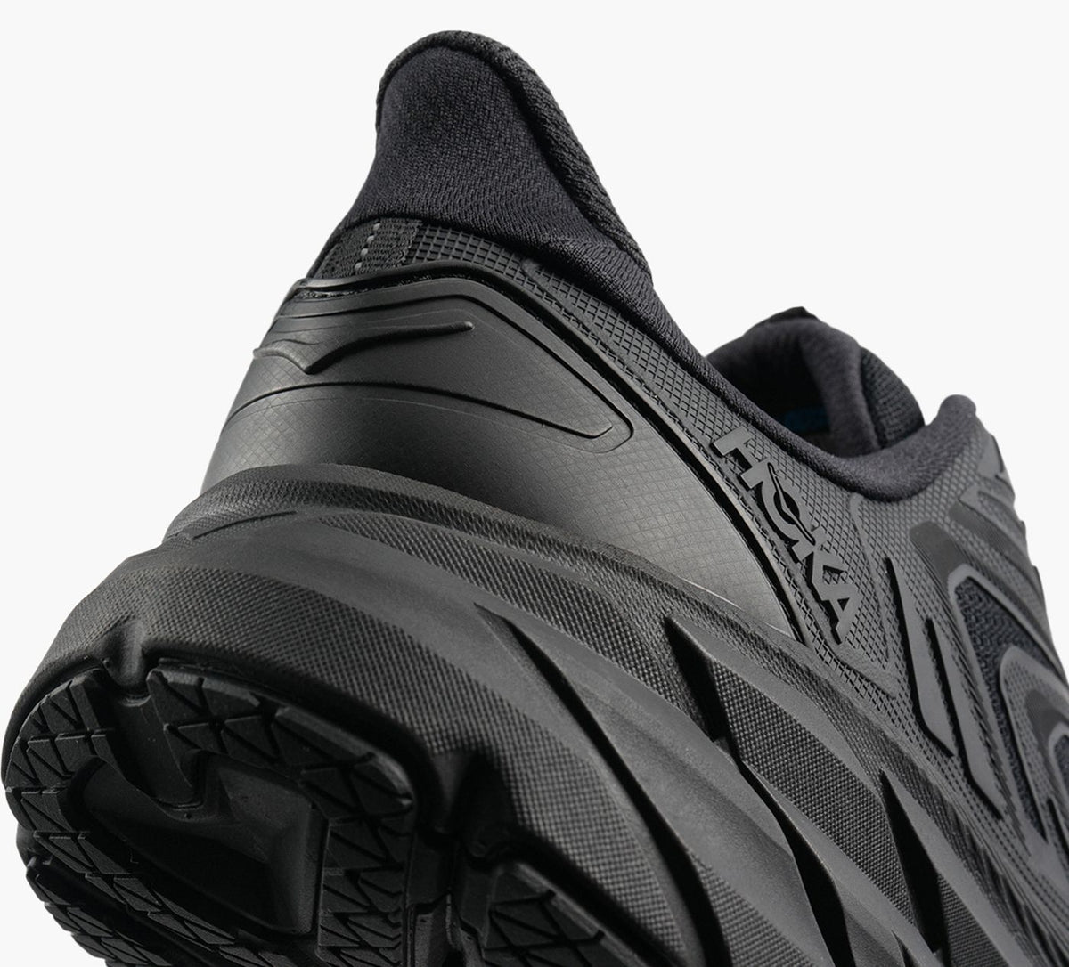 HOKA CLIFTONUTL in BLACK view 7