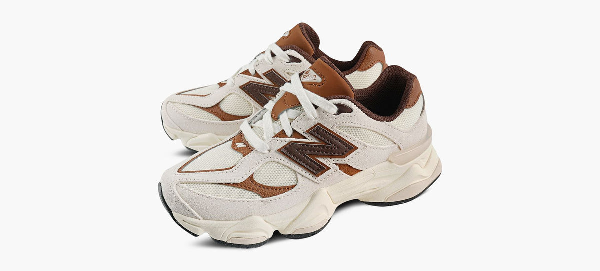 NEW BALANCE 9060 en BLANC vue 4