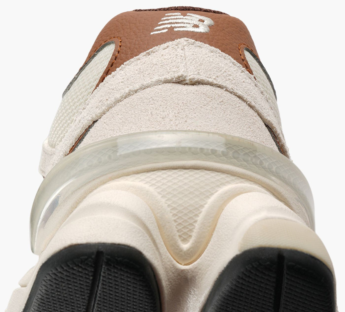 NEW BALANCE 9060 en BEIGE vue 7
