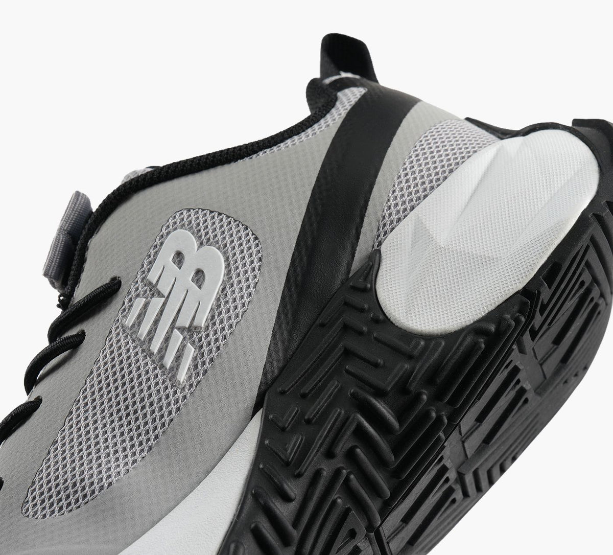 NEW BALANCE FUELCELLPLAY in GREY view 7