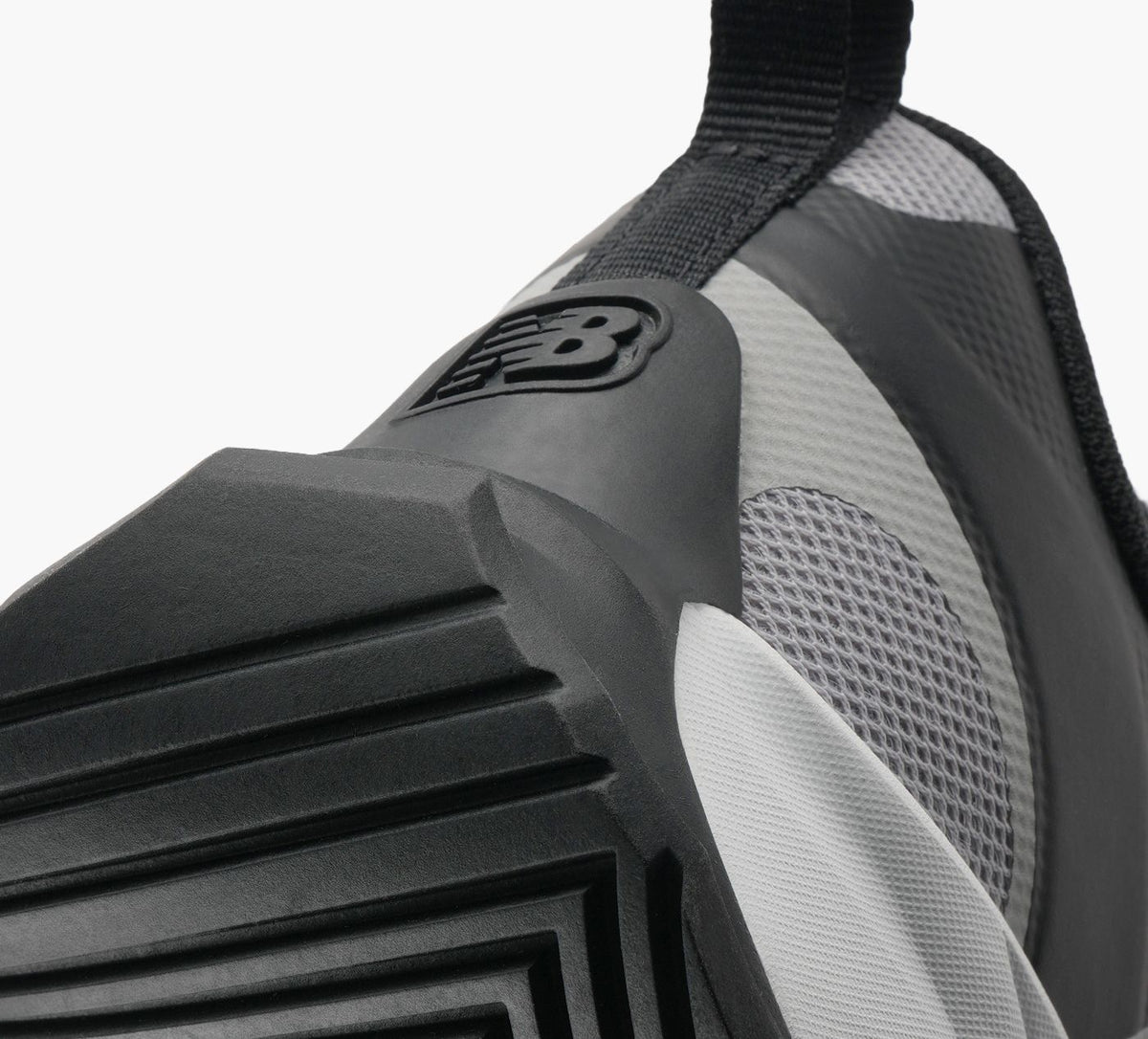 NEW BALANCE BASKETFUELCELLPLAY en GRIS vue 1b