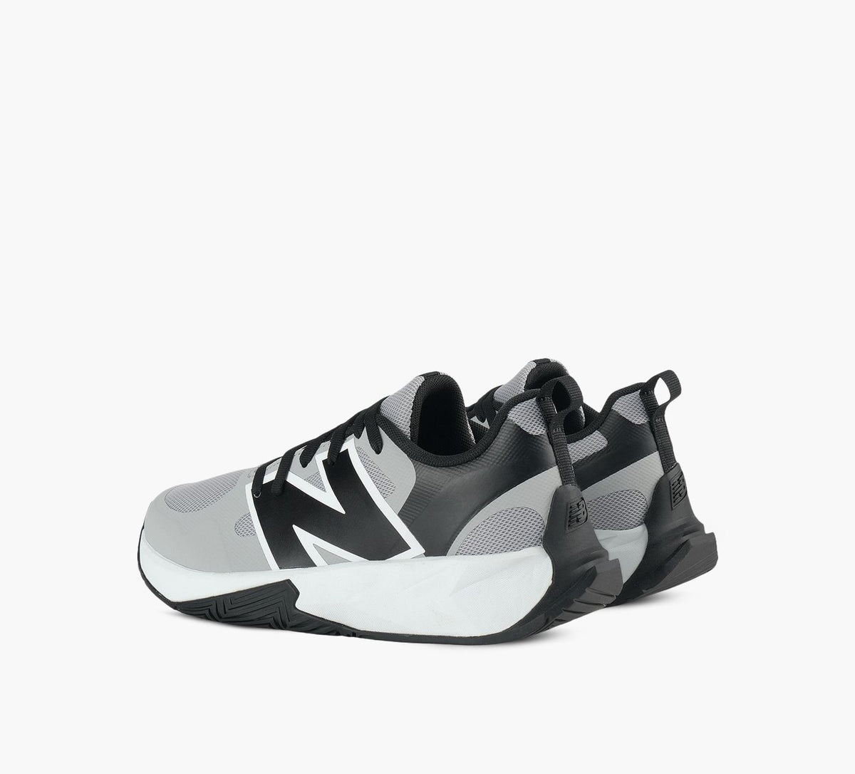 NEW BALANCE BASKETFUELCELLPLAY en GRIS vue 3