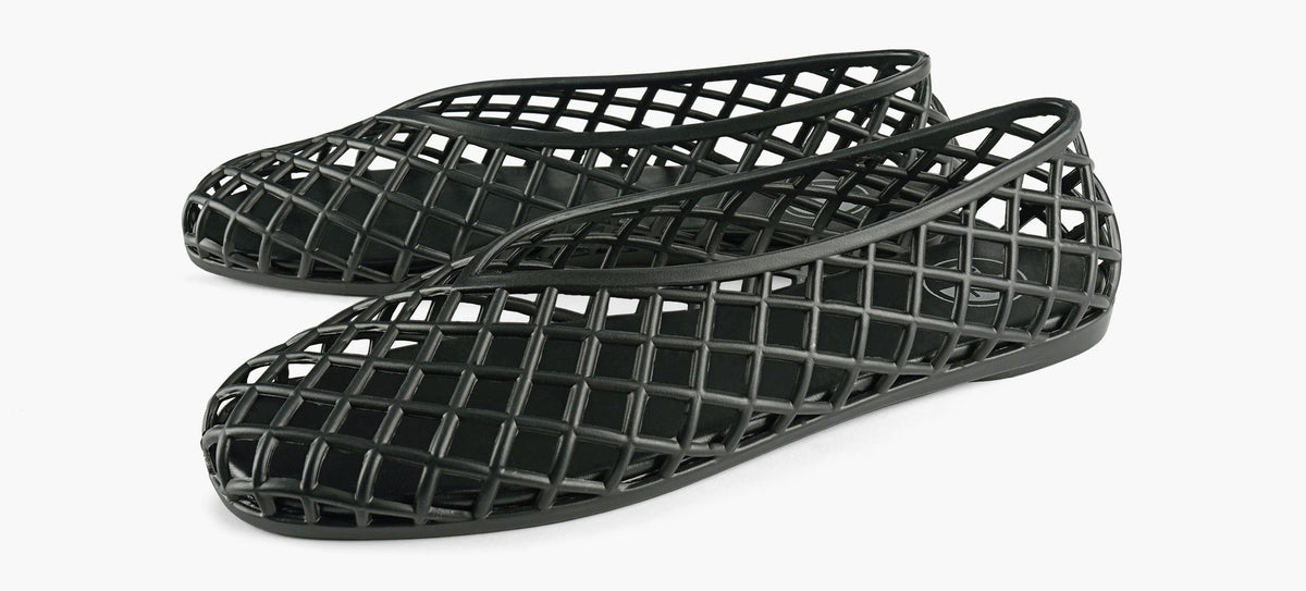 B2 LIMA in BLACK view 4