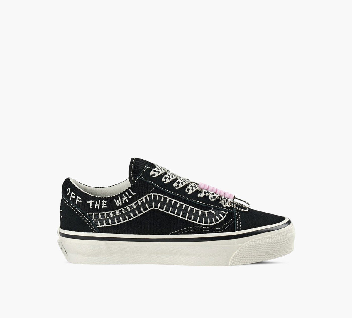 VANS BASKETLXOLDSKOOLCHARMS en NOIR