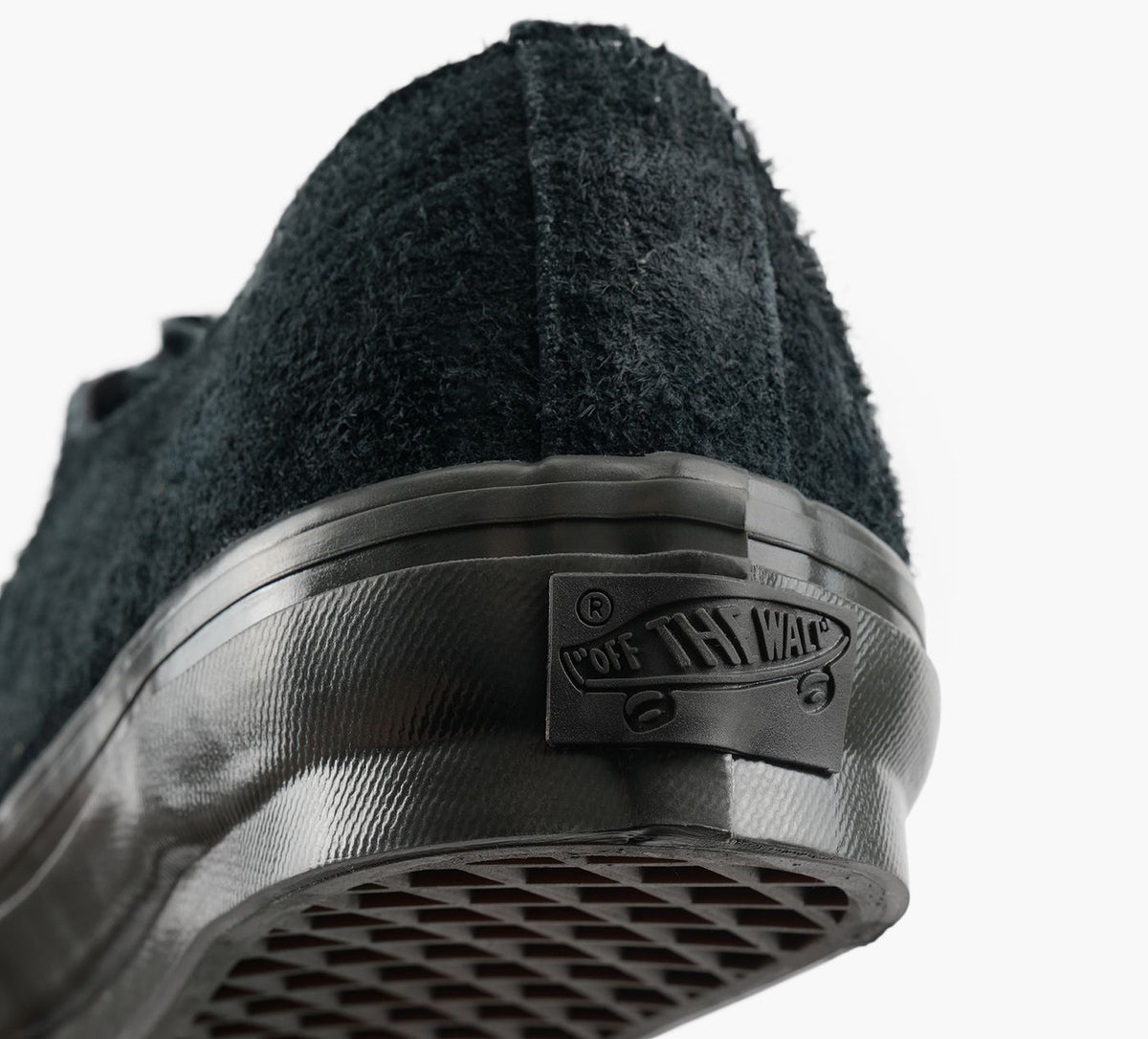 VANS LXAUTHENTICEASE in BLACK view 7