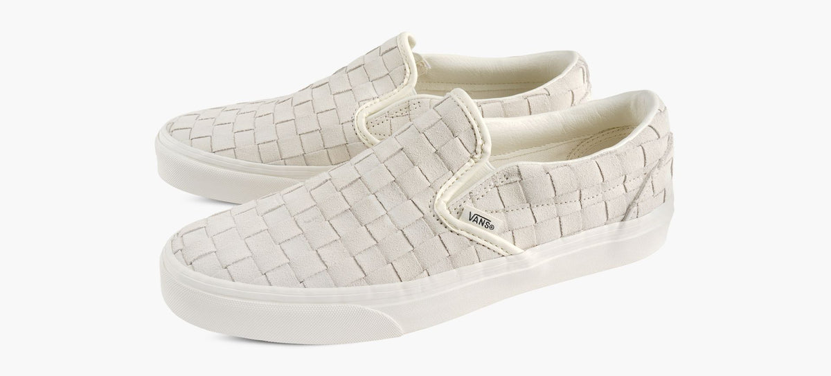 VANS CLASSICSLIPON in WHITE view 4