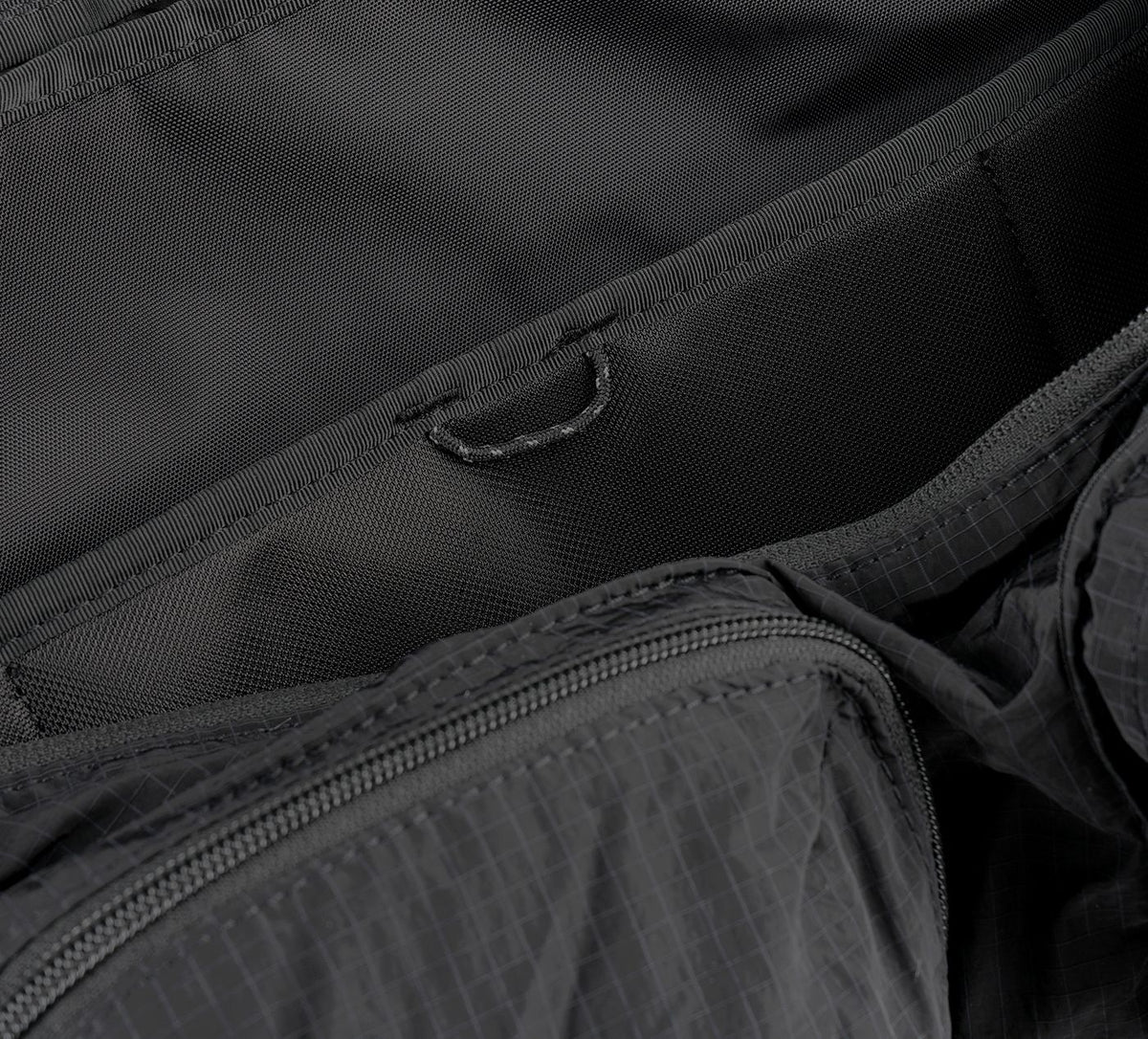 THE NORTH FACE FOURRETOUTNEVERSTOP en NOIR vue 3