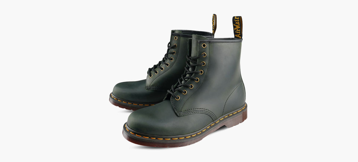 DR. MARTENS 1460 in GREEN view 4
