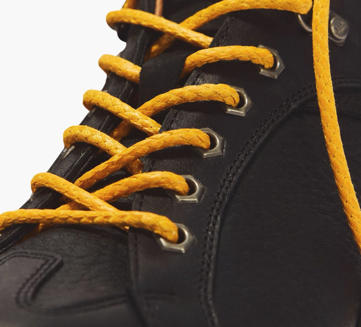 DR. MARTENS 9245 en NOIR vue 1b