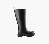 DR. MARTENS REJENAHIGHBOOT in BLACK