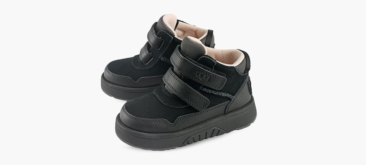 UGG TRENNIE in BLACK view 4