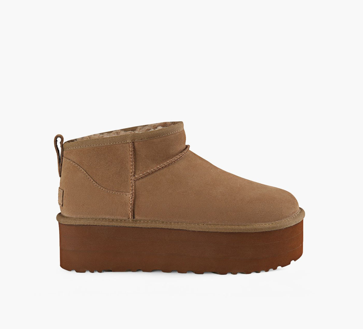 UGG CLASSICULTRAMINIPLATEFORME en BRONZE