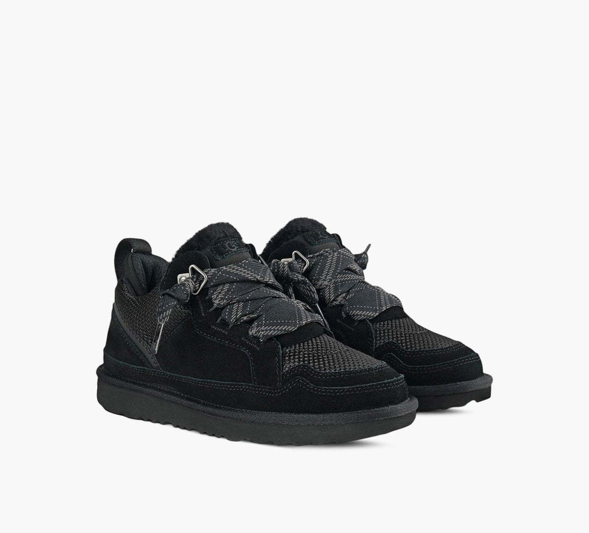 UGG LOWMEL en NOIR vue 2