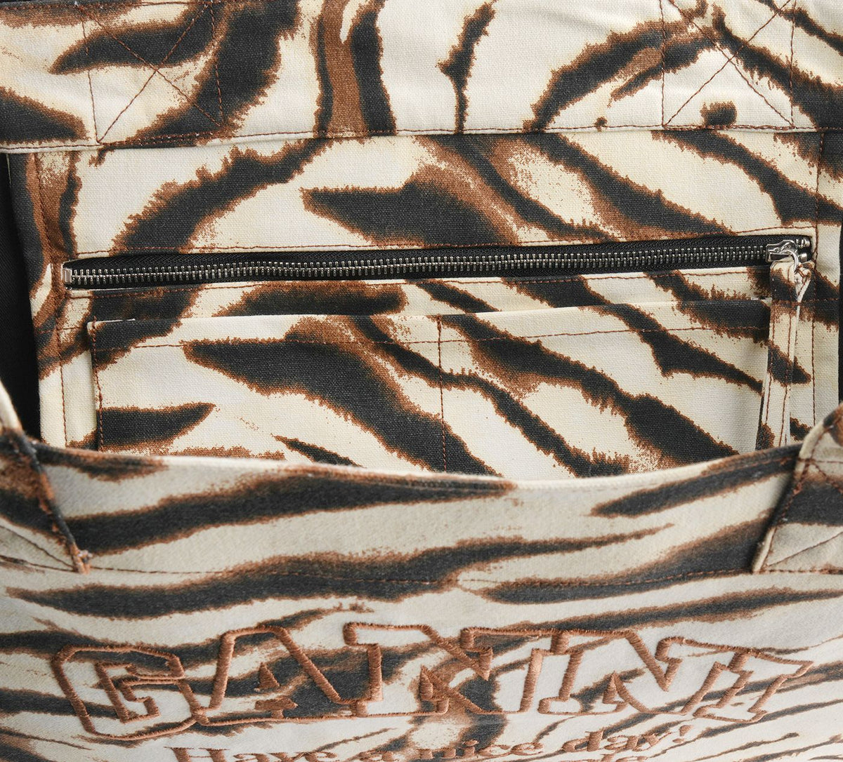 GANNI XXLSHOPPERZEBRA in TAN view 3