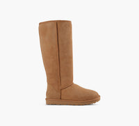 UGG CLASSICULTRATALL in TAN