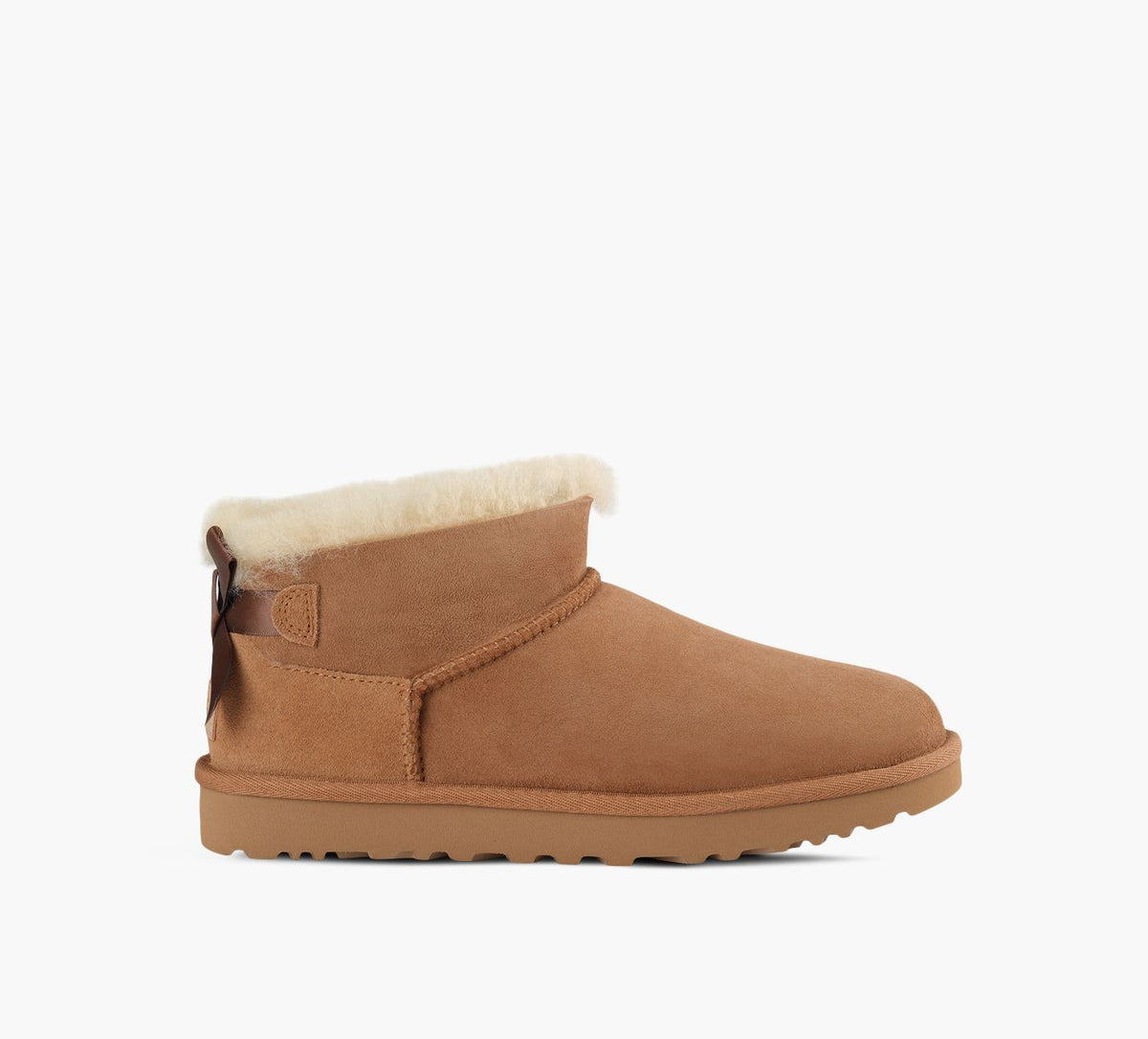 UGG ULTRAMINIBAILEYBOW in TAN