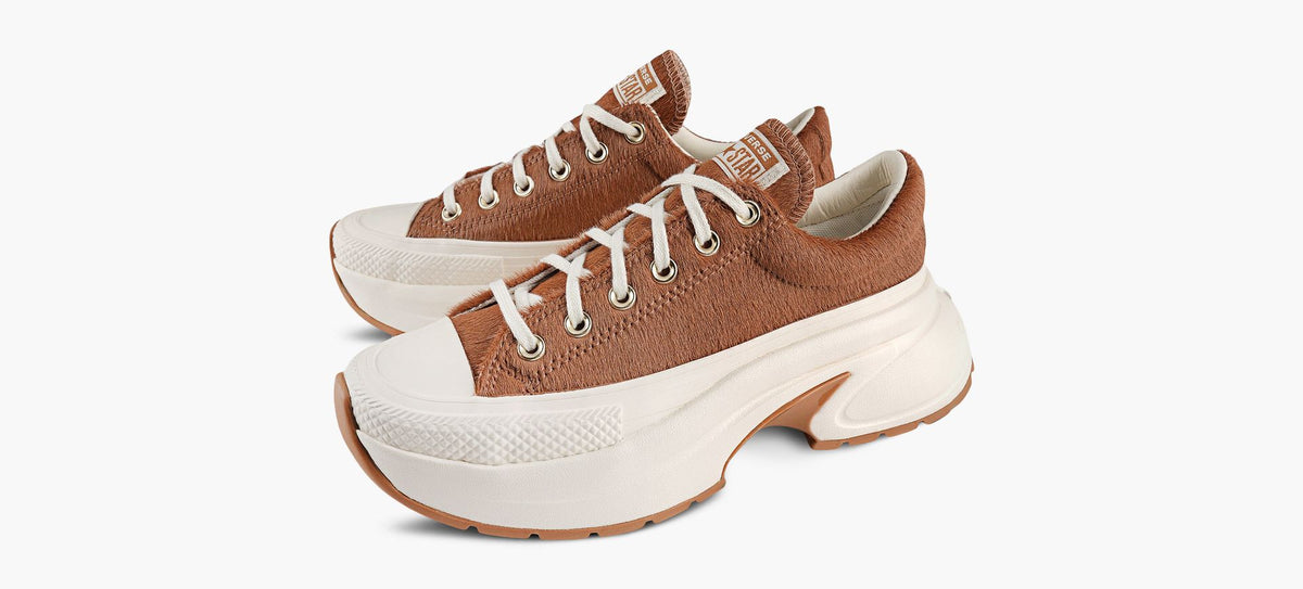 CONVERSE RUNSTARCRUSH in TAN view 4